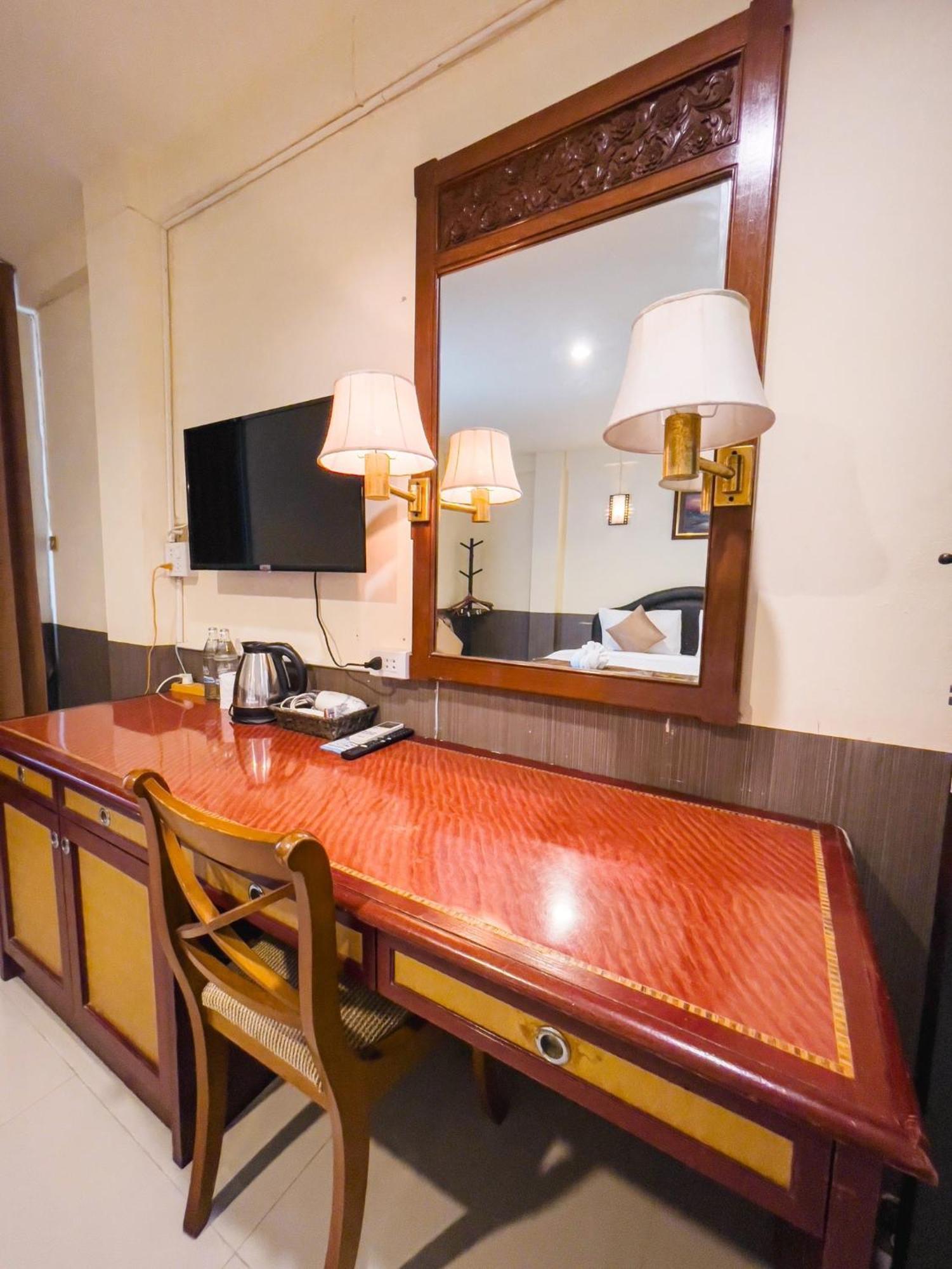 Baik Suite Μπανγκόκ Εξωτερικό φωτογραφία
